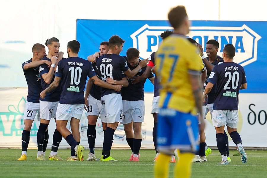 Τα παιδιά του Εθνικού... σόκαραν και το ΑΠΟΕΛ! (vid)