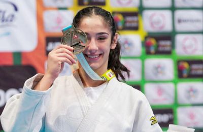 Σάρωσε νέο  χρυσό η Αζινού!!