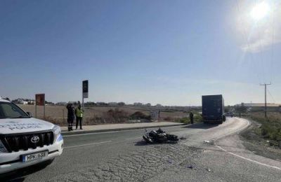 Οι περισσότεροι θάνατοι αφορούν οδηγούς μηχανοκίνητων δικύκλων και άτομα ηλικίας 18 έως 24 ετών.