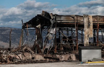 Σύμφωνα με τις τελευταίες πληροφορίες, προς αναστολή λειτουργίας πλέον οδεύει και το τρίτο εργοστάσιο της «Βιολάντα» στη Λάρισα.