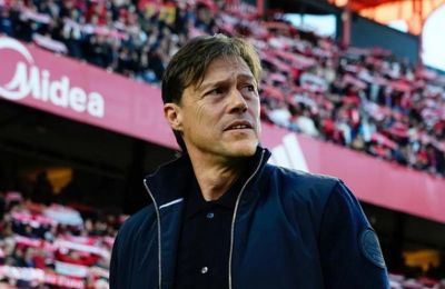 Ασπίδα προστασίας στον Αλμέιδα από τη Σεβίλλη.