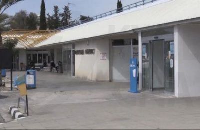 Ο 24χρονος φέρει τραύματα στον αυχένα και στη λεκάνη, τραύμα στο κεφάλι, καθώς και θλάσεις στους πνεύμονες. 