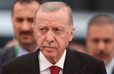 Ο Ερντογάν υποστήριξε πως ««ό,τι κι αν έκαναν, δεν κατάφεραν να μας ξεριζώσουν από αυτά τα εδάφη», προσθέτοντας ότι η  Τουρκία δεν έκανε ποτέ πίσω στην ανεξαρτησία της.