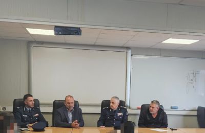 Ο Αρχηγός της Αστυνομίας επισκέφθηκε τα μέλη της ΥΚΑΝ για να τους εκφράζει τα συγχαρητήριά του για την έκβαση της υπόθεσης.