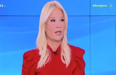 Η παρουσιάστρια θυμήθηκε την περίοδο που βρίσκονταν στα γραφεία του ΣΚΑΪ– Το άγνωστο παρασκήνιο 