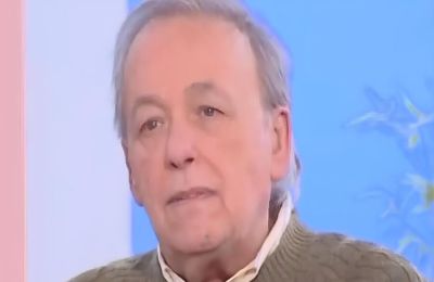 Ο παρουσιαστής θυμήθηκε στην εκπομπή «Buongiorno» τη μεταμφίεση που είχε κάνει τις Απόκριες