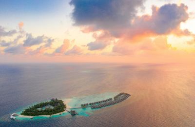 Συνήθως αυτά τα ιδιωτικά νησιά βρίσκονται σε πιο τροπικές περιοχές, με τη μεταφορά εκεί να απαιτεί είτε ιδιωτικό τζετ είτε ιδιωτικό σκάφος.