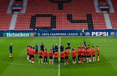 Προπονήθηκε στην «BayArena» ο Ολυμπιακός