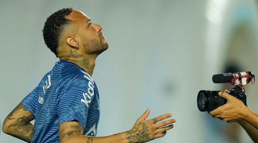 Δεν καλεί τον Νεϊμάρ στα φιλικά ο Αντσελότι