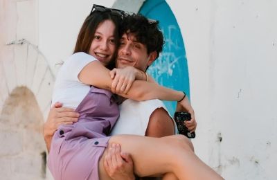 Οι ηθοποιοί Μάριος Μαριόλος και Αθηνά Ροδίτου έχουν προχωρήσει στο επόμενο στάδιο της σχέσης τους 