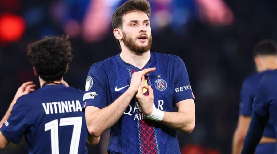 Έβαλε τα πράγματα σε… τάξη και πέρασε η Παρί