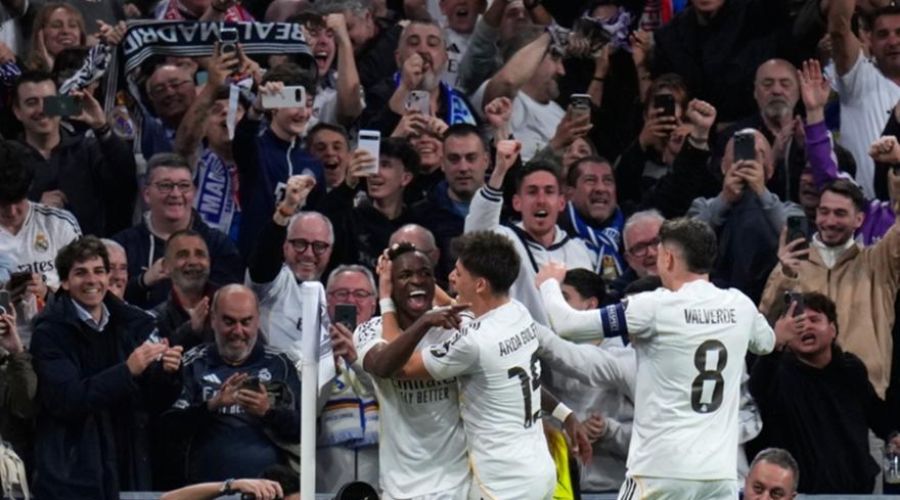 Ο Βινίσιους υπέγραψε την πρόκριση της Ρεάλ στους 16!