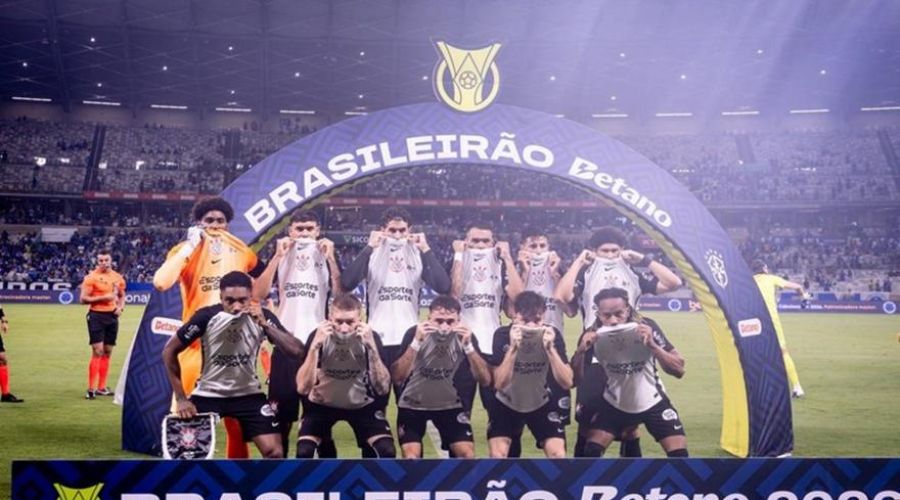 Η κίνηση στήριξης στον Βινίσιους από τους παίκτες της Κορίνθιανς