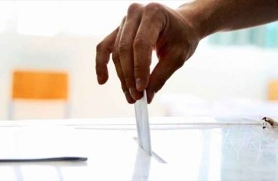 Δημοσκόπηση: Ποιο κόμμα κόβει πρώτο το νήμα- Ποιοι μπαίνουν στη Βουλή