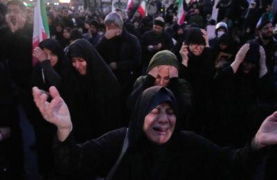 Η κυβέρνηση κήρυξε 40ήμερη επίσημη περίοδο πένθους