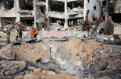 Μαζικοί βομβαρδισμοί ΗΠΑ και Ισραήλ κατά Ιράν ο πόλεμος εξαπλώνεται