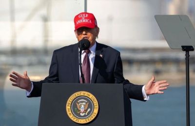 «Έχω τρεις πολύ καλούς υποψήφιους» για την ηγεσία του Ιράν»