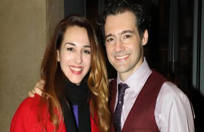 Το ζευγάρι πλέει σε πελάγη ευτυχίας βλέποντας την οικογένειά του να έχει ολοκληρωθεί