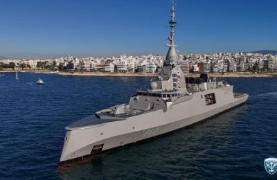 Η ανάφλεξη στη Μέση Ανατολή και η ρευστότητα που προκαλεί η πτώση του καθεστώτος στο Ιράν, θέτουν την ελληνική διπλωματία και τις Ένοπλες Δυνάμεις σε κατάσταση «κόκκινου συναγερμού»