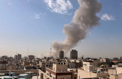 Εκκένωση νοσοκοκείων στην Τεχεράνη λόγω επιθέσεων ΗΠΑ και Ισραήλ.