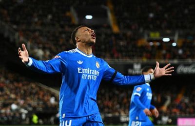 Αποφεύγει το χειρουργείο ο Εμπαπέ