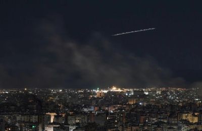 Ο Αμερικανός πρόεδρος εξέφρασε τη θλίψη του για τους τέσσερις Αμερικανούς στρατιώτες που σκοτώθηκαν, διαβεβαιώνοντας ότι οι ΗΠΑ «θα επικρατήσουν εύκολα».