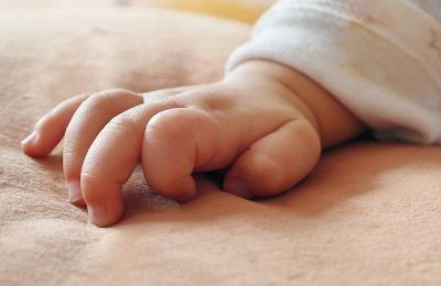 Τραγωδία: Βρέφος «έσβησε» στον ύπνο του