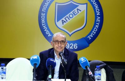 ΑΠΟΕΛ: Παραίτηση Ζιβανάρη και συμβουλίου
