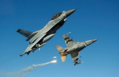 Ιστορική η απόφαση της ελληνικής κυβέρνησης να στείλει F16 και φρεγάτες για την προστασία της Κύπρου από εναέριες απειλές