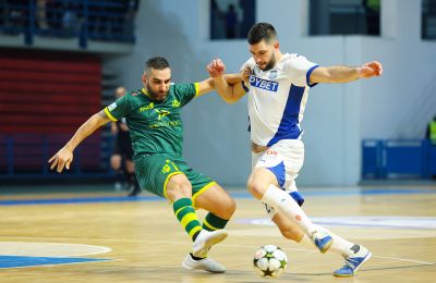 Φανούριος για φούτσαλ και διαιτησία 