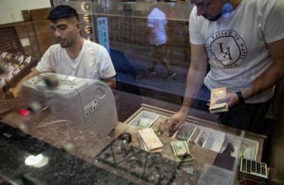 Οι τουρκικές τράπεζες παρενέβησαν για να πουλήσουν δολάρια έτσι ώστε να αποτρέψουν την αστάθεια/