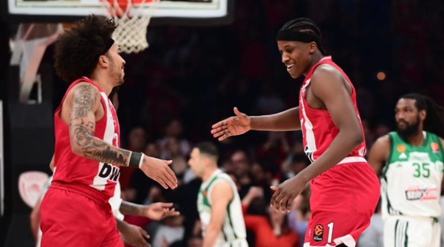 Αλύγιστος Ολυμπιακός, έβαλε τον Παναθηναϊκό με την πλάτη στον τοίχο!