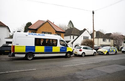 Γαλλία, Μητέρα, Γιοι, Αιχμαλωσία, Βασανιστήρια, Φόνος, Δάνεια