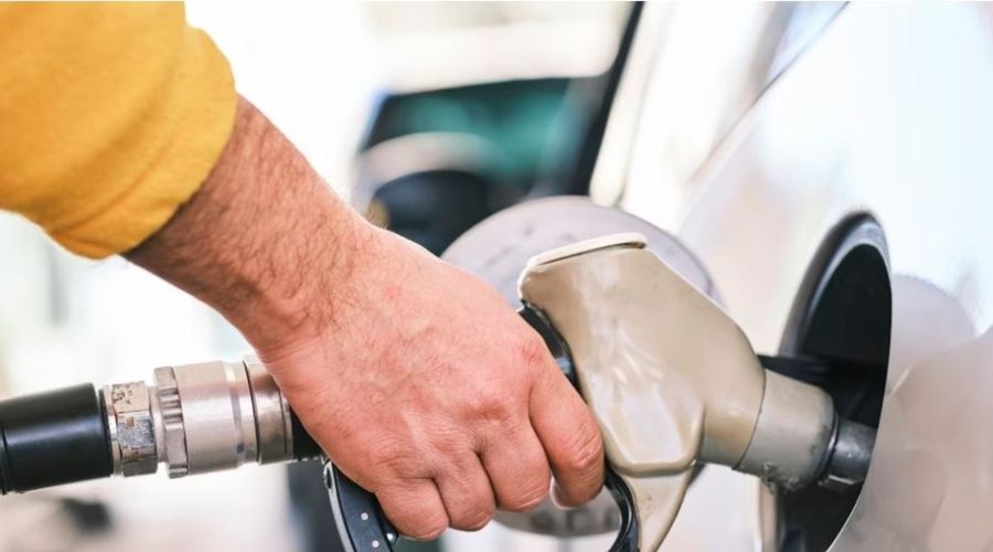 Μικρές έως τώρα αλλά συνεχόμενες οι αυξήσεις στα καύσιμα κίνησης