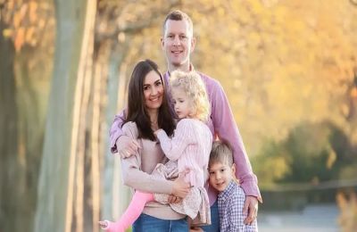 44χρονη μητέρα πυροβόλησε τα δύο παιδιά της πριν αυτοκτονήσει.