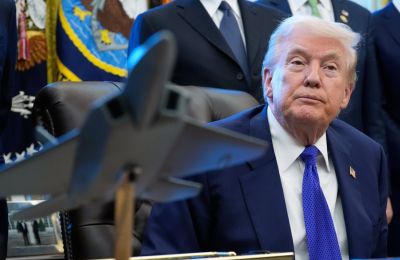 Τραμπ: Ο πόλεμος θα τελειώσει σύντομα- Επιθεσεις σε Ιράν και Ισραήλ