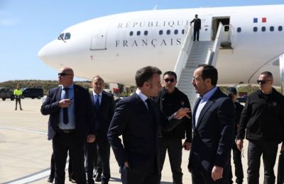 Μακρόν σε ΠτΔ: Μπορείτε να βασίζεστε στη Γαλλία και στη φιλία μας