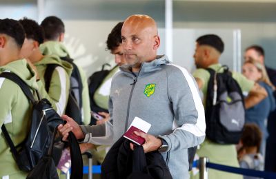 ΑΕΚ: Στο αεροδρόμιο και έτοιμη για Λονδίνο (pics)