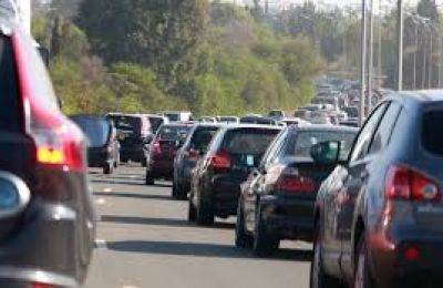 Από αύριο, οι οδηγοί που παρέλειψαν να πληρώσουν θα βρεθούν αντιμέτωποι με πρόστιμο 10€ συν 10% επί του οφειλόμενου ποσού.