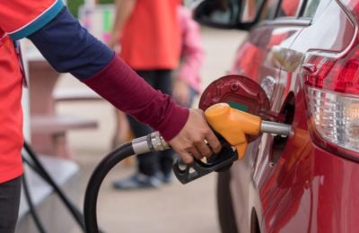 Οι αυξήσεις των λιανικών τιμών στα καύσιμα κίνησης είναι πλέον καθημερινές