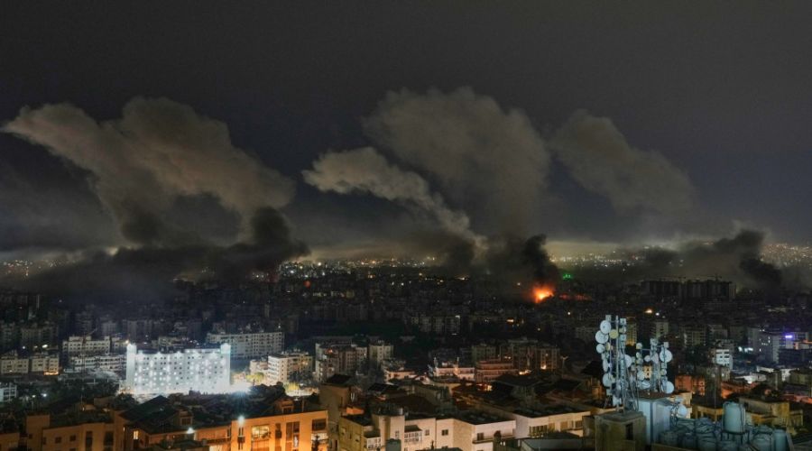 Για 14η μέρα συνεχίζεται ο πόλεμος στη Μέση Ανατολή, με τον Αμερικανό πρόεδρο να δηλώνει ότι 