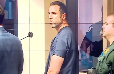 Ξυλοκόπησε μέχρι θανάτου την ερωμένη του.