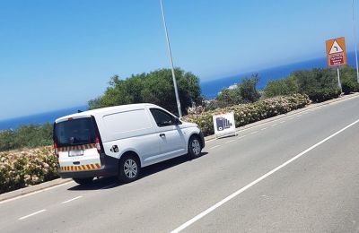 Χειροπέδες σε 37χρονο για επίθεση σε οδηγό οχήματος κινητής κάμερας