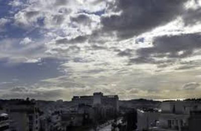 Η θερμοκρασία θα ανέλθει γύρω στους 21 βαθμούς στο εσωτερικό και στα παράλια και στους 11 βαθμούς στα ψηλότερα ορεινά.