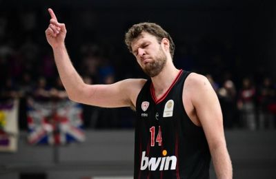 Βεζένκοφ: «Μέχρι πότε θα σκοτώνονται παιδιά;»