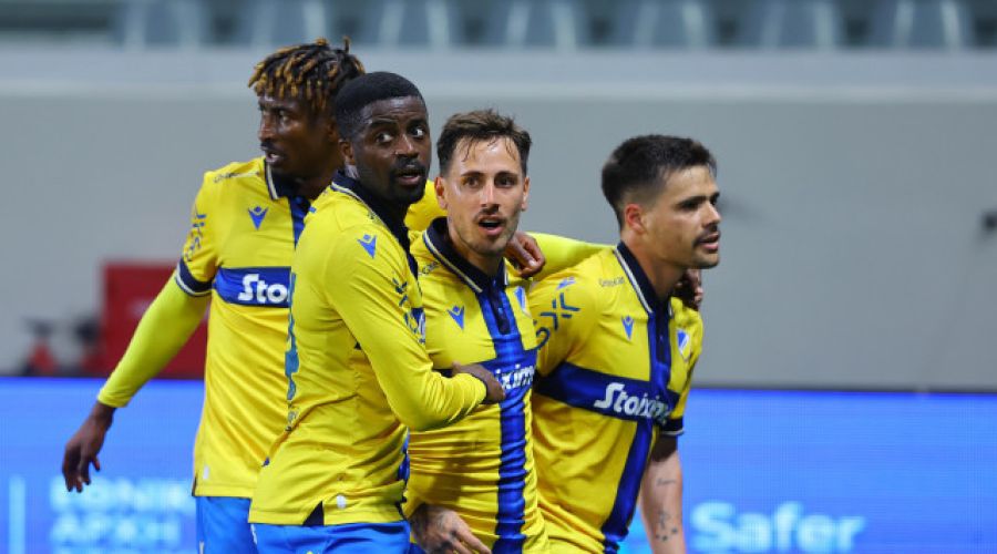 Τρίποντο… προσπέρασης για ΑΠΟΕΛ στη Λεμεσό (vid)