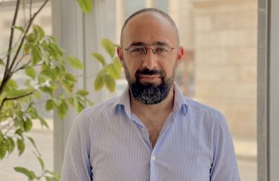 Ο φάκελός του Πάρι Ερωτοκρίτου συνάδει με τη φιλοσοφία και τον προσανατολισμό του οργανισμού.