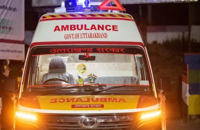 Δυνατό τράνταγμα του ασθενοφόρου ξύπνησε εγκεφαλικά νεκρή γυναίκα.