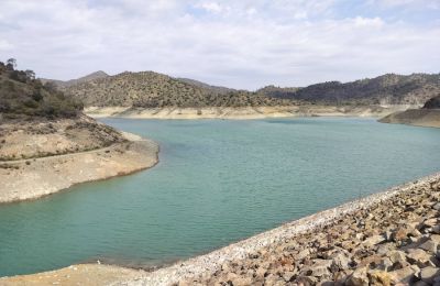 Εικόνα από το φράγμα στον Διπόταμο, όπως δημοσιεύτηκε στις 7 Μαρτίου 2026 στους Καιρόφιλους Κύπρου