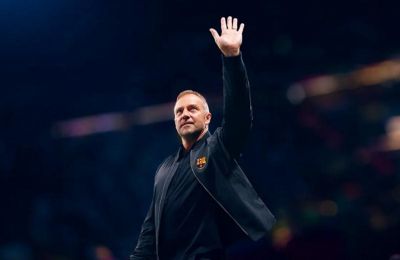 Λαπόρτα: «Ο Φλικ ανανεώνει μέχρι το 2028»